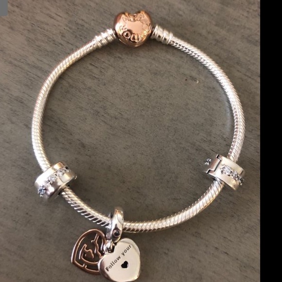 Pandora fun in love gift bracelet set Pandora fun in love gift bracelet set